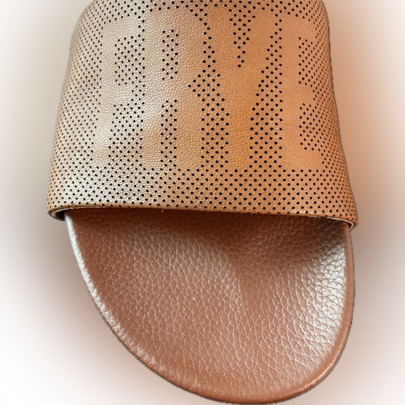 Frye Lola Perf Brown Leather Slide Sandals - Women’s 8.5 - Picture 3 of 6